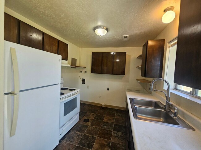 Building Photo - RES4116