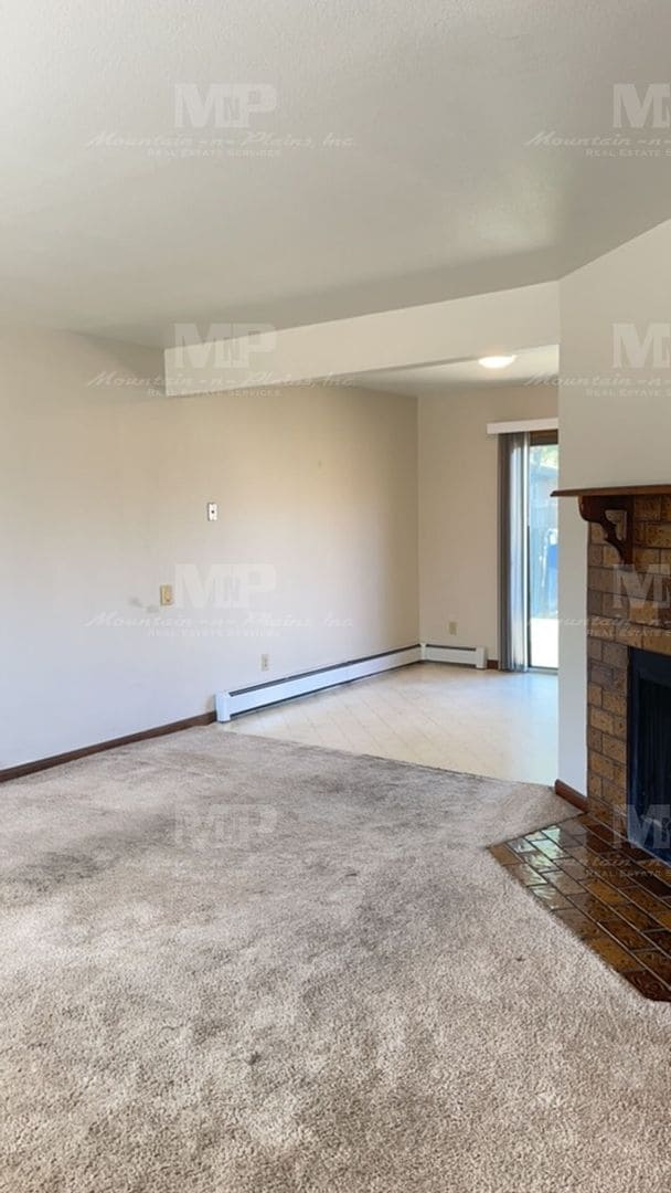 Building Photo - 1624 Azalea Dr