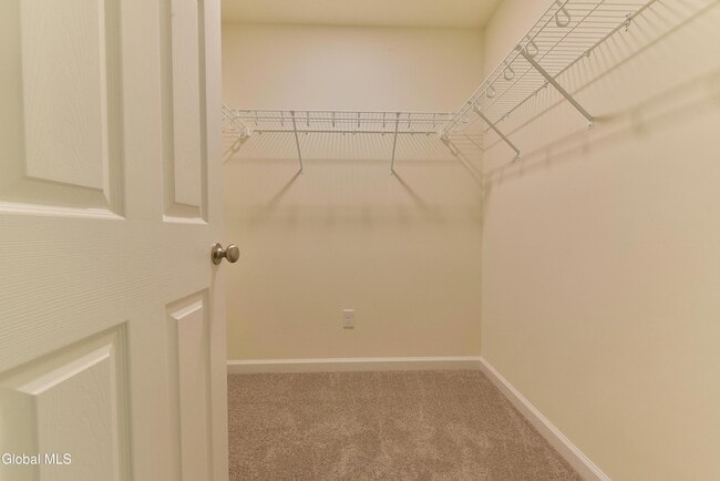 Building Photo - 74 Seashore Wy