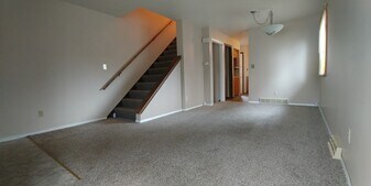 Building Photo - 1441 Oakes Rd