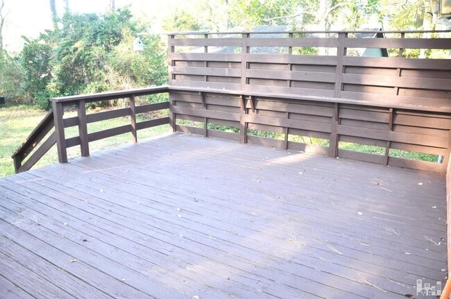 Building Photo - 421 Windward Dr