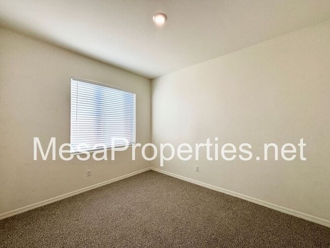 Building Photo - 15886 Rain Lily Ct