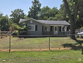 Building Photo - Available to Show