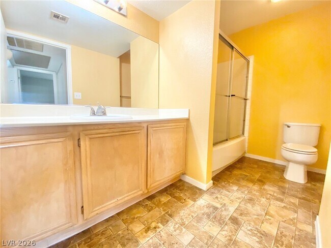 Building Photo - 1909 High Valley Ct