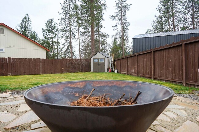 Building Photo - First Time on the Market