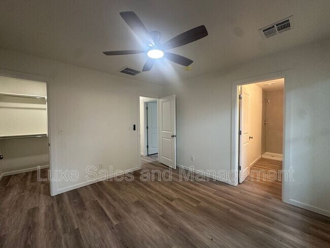 Building Photo - 8787 St George Way