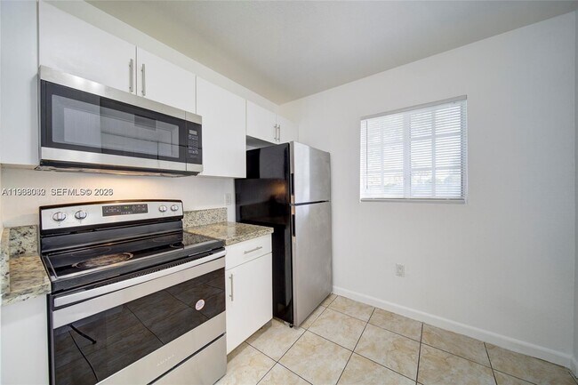 Building Photo - 2243 NW 61st St