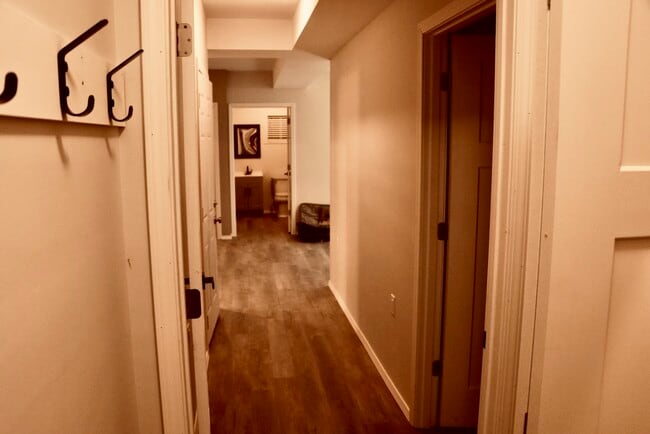 Primary Photo - 100 Forest St
