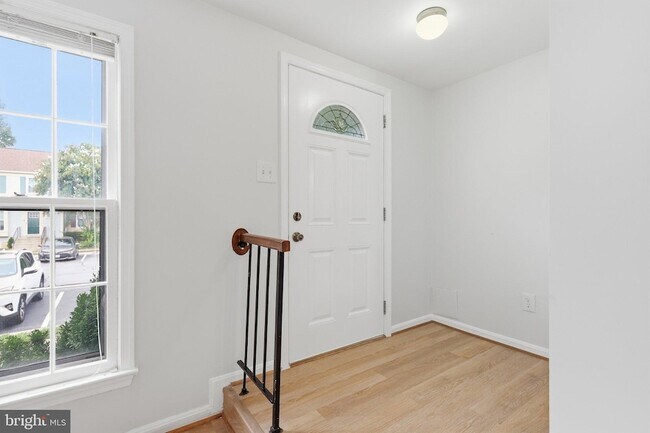 Building Photo - 8013 Dayspring Ct