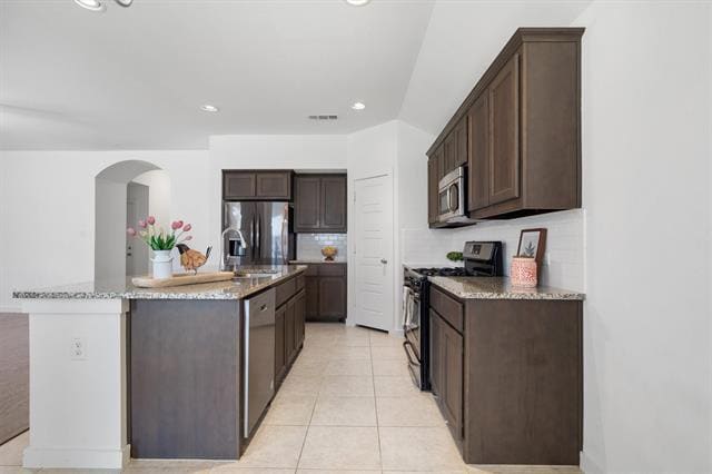 Building Photo - 1620 Meadow Trail Ln