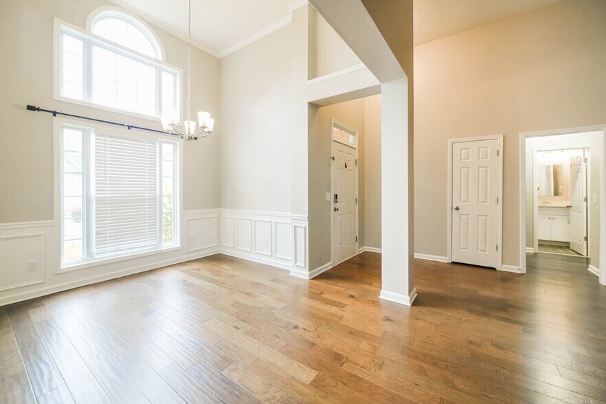 Building Photo - 116 Freeman Forest Dr