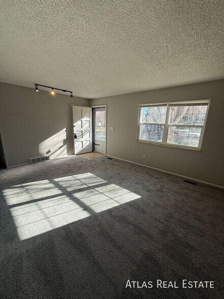 Building Photo - 3121 W 133rd Cir