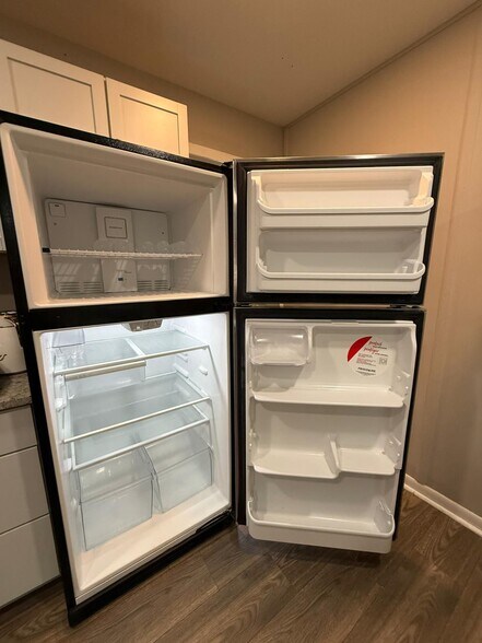 Building Photo - 2823 Chablis Cir