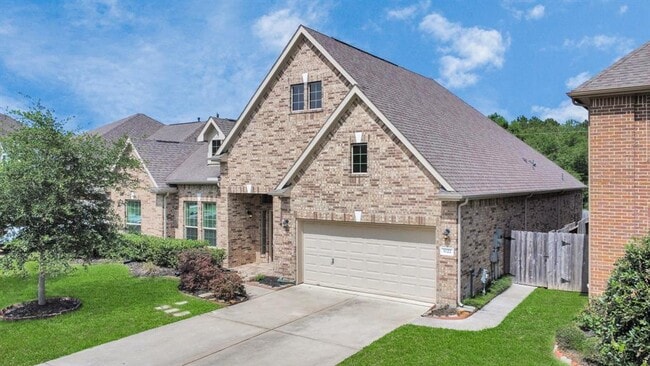 Building Photo - 1122 Boxwood Dr