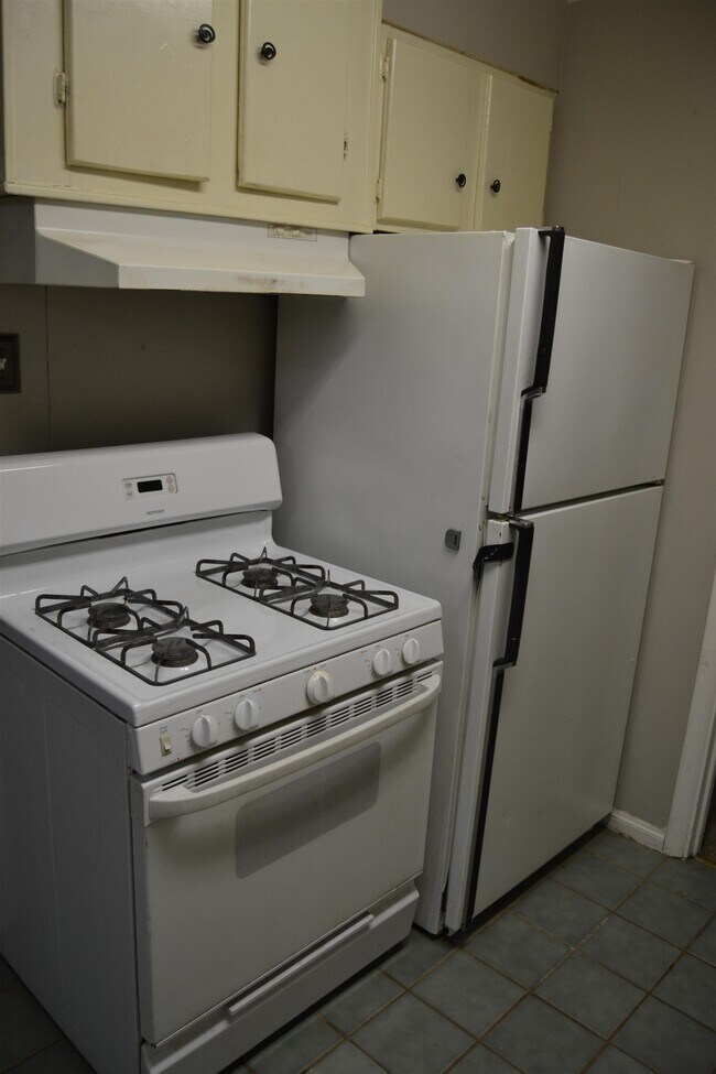 Building Photo - 1328 Marcia Rd