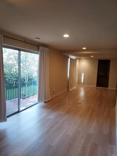 Building Photo - 11015 Dutton Dr