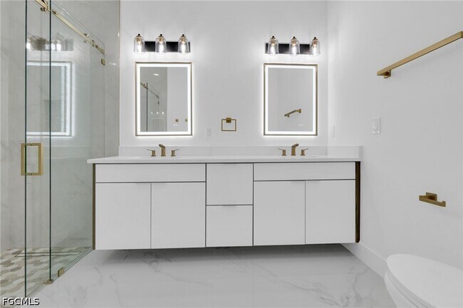 Building Photo - 1601 Clark Ave