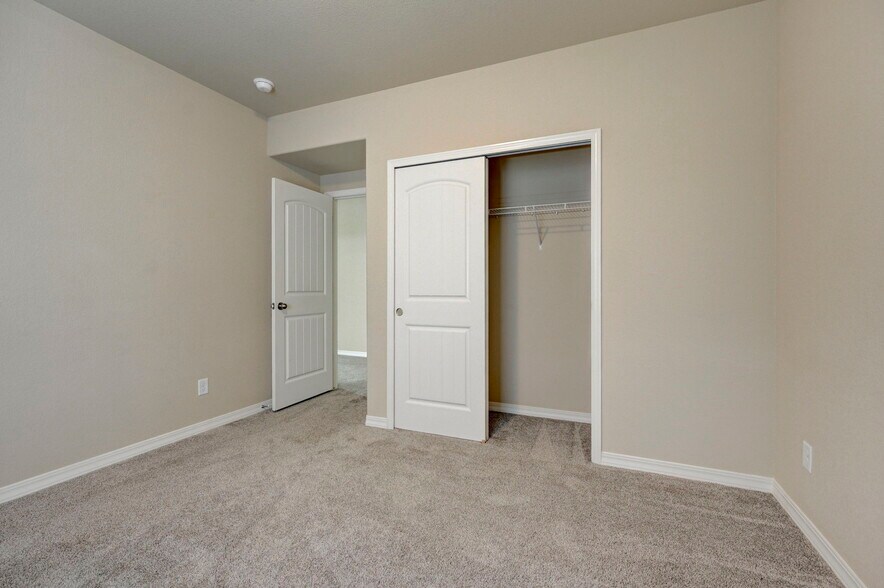Building Photo - 8259 Mosby Way