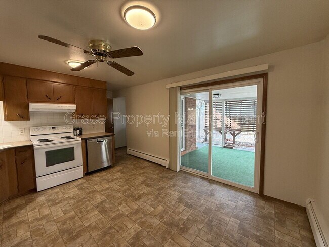 Building Photo - 2237 Harlan St