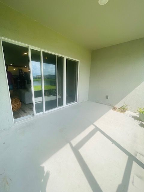 Building Photo - 9381 Serapis Wy