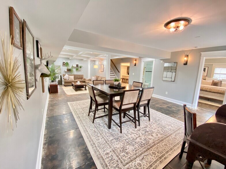 Building Photo - 854 Moreland Ave SE