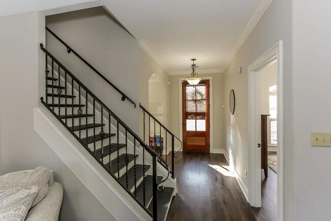 Building Photo - Stunning Atoka Home Offering Space, Style, and Convenience!