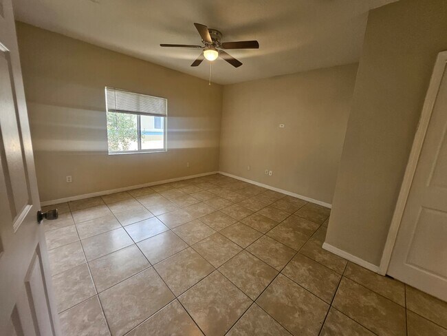 Building Photo - 13216 Villa Vista Dr