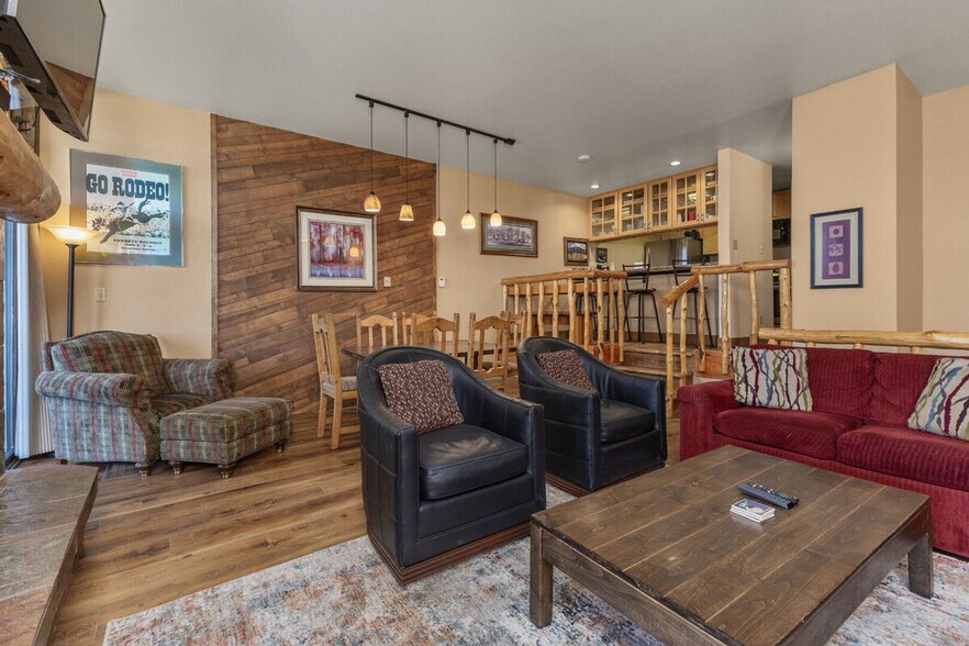 Building Photo - 2355 Apres Ski Way