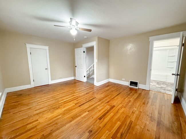 Building Photo - $1,095 - 2 Bed, 1.5 Bath House in Independ...