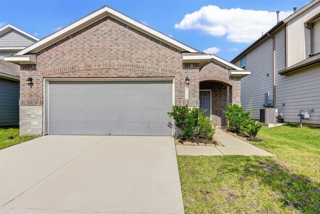 Building Photo - 40735 Gate Ridge Dr