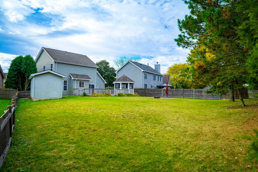 Building Photo - 1629 Silver Springs Ct