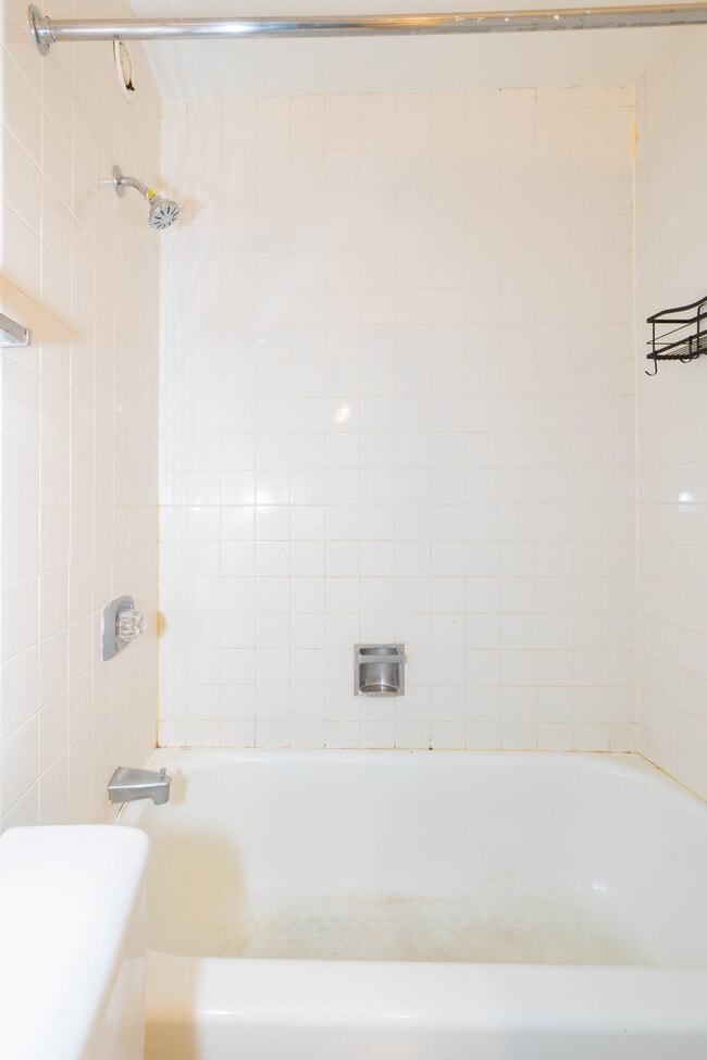 Building Photo - 211 E Ohio St