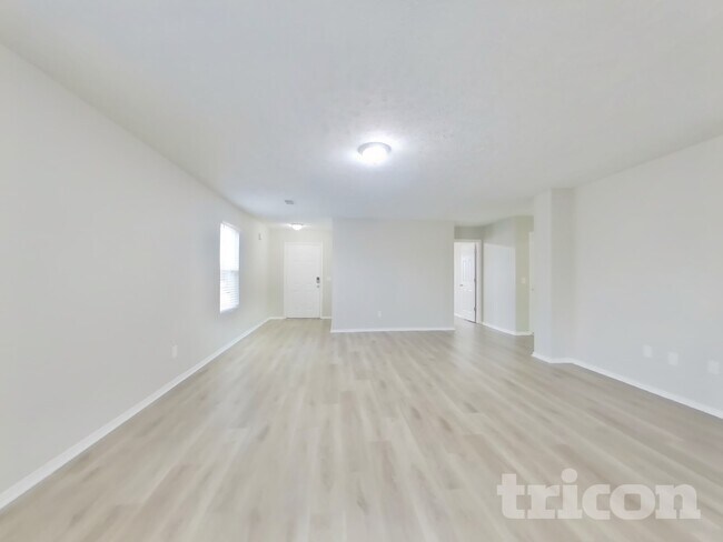 Building Photo - 5006 Hancock Cir