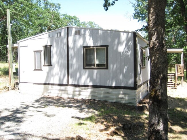 Building Photo - 109