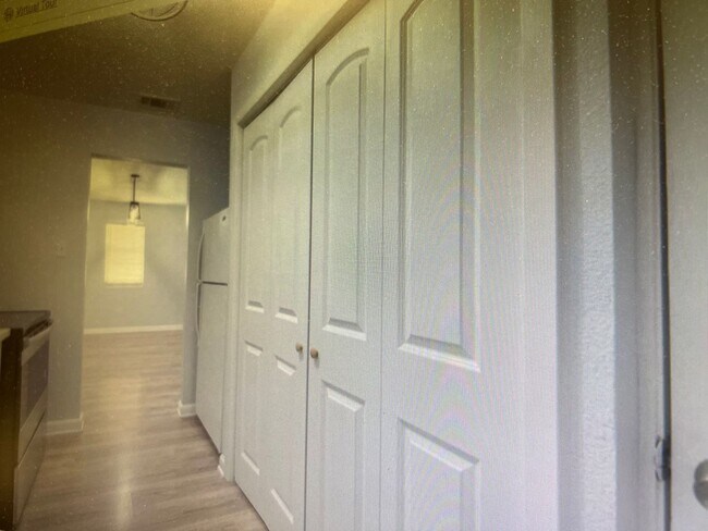 Building Photo - Beautiful home just minutes from the Brazos river Granbury