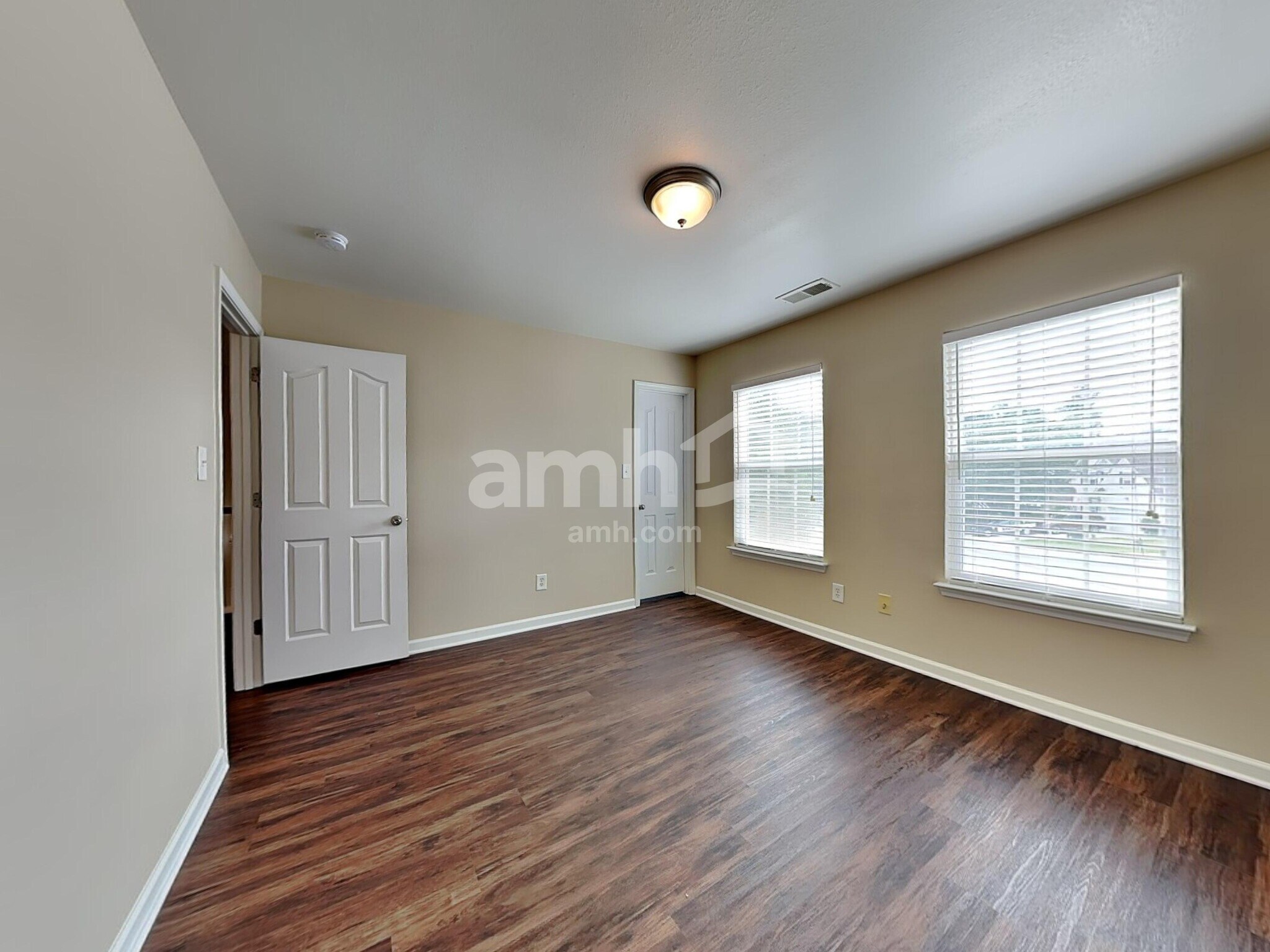Building Photo - 2572 Viola Ct