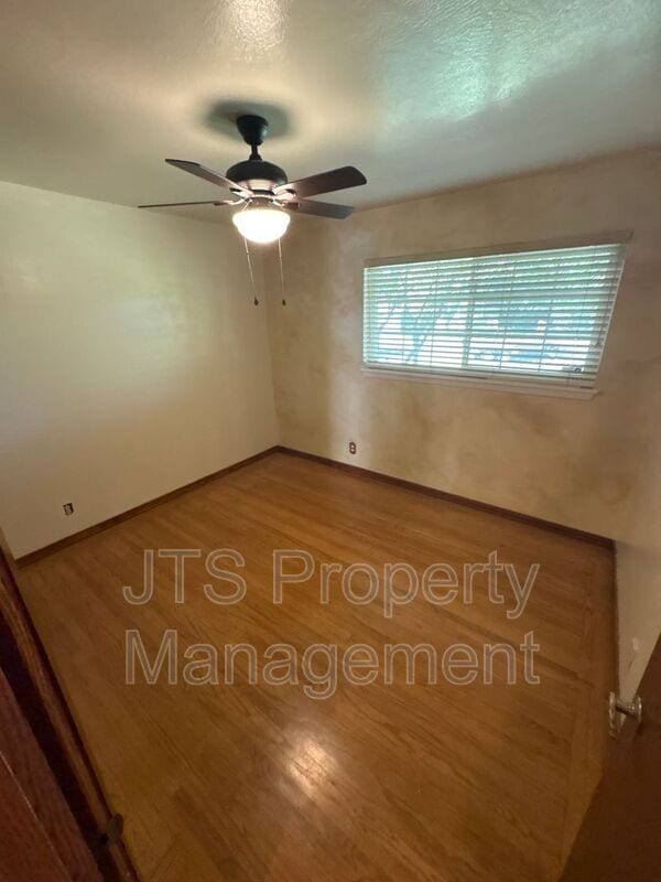 Building Photo - 6116 Mauer Ave