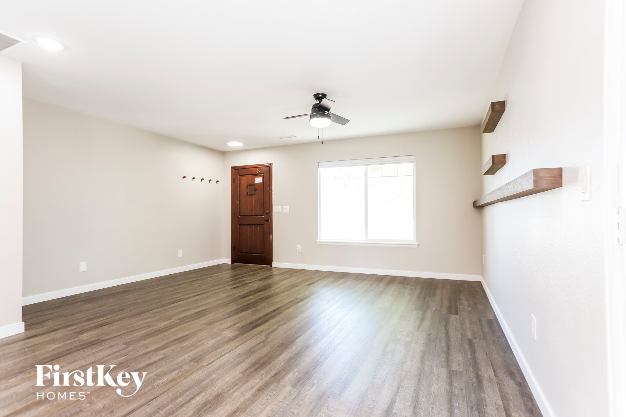 Building Photo - 5569 Jebel Ct