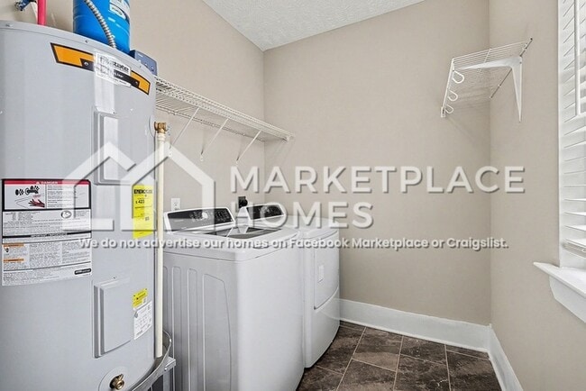 Building Photo - 185 Arbor Lp