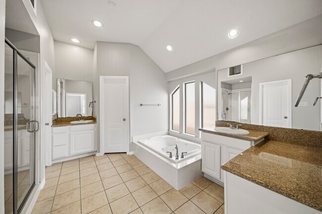 Building Photo - 28211 Emerald Creek Ln