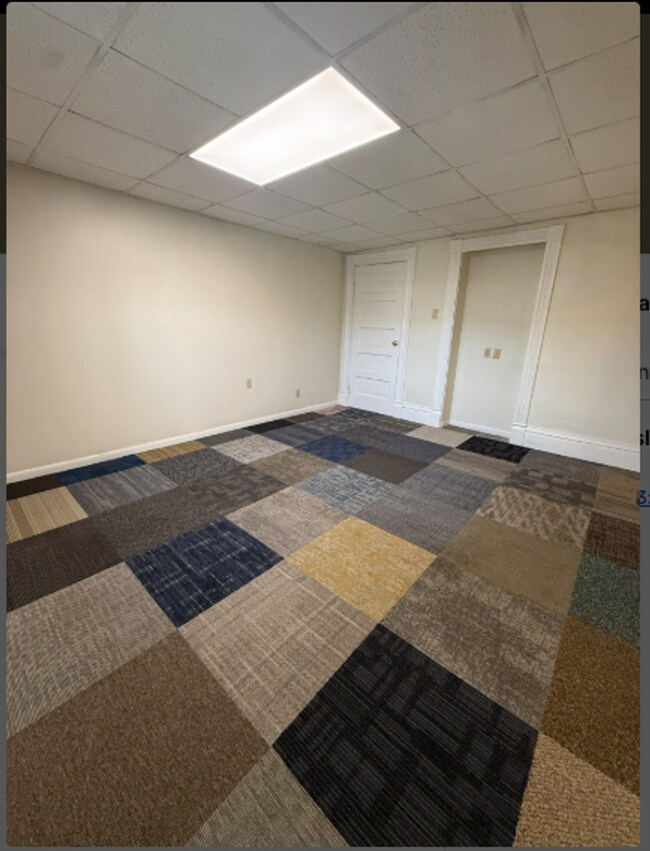 Building Photo - 446 McKean Ave