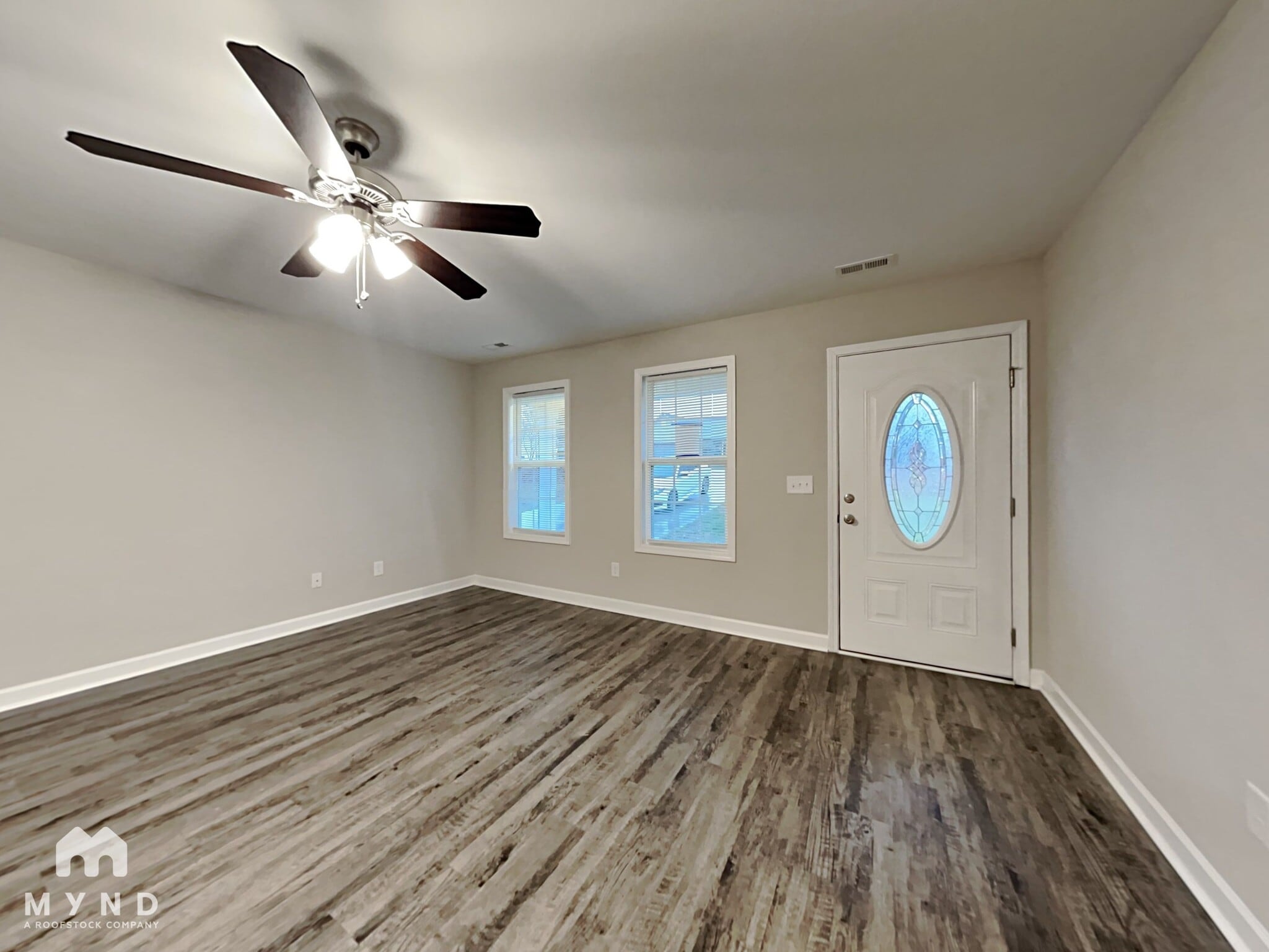 Building Photo - 782 Skyland Dr