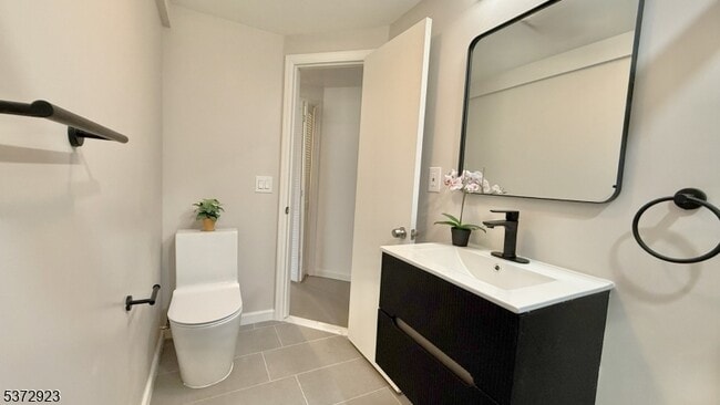 Building Photo - 38 Park St