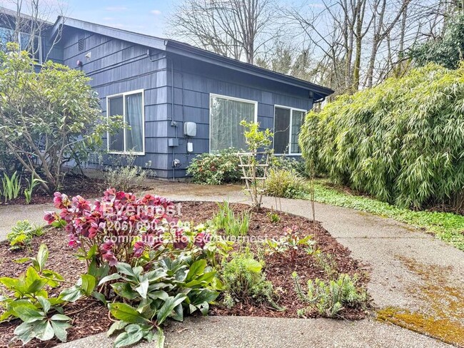 Building Photo - 10021 7th Ave NW