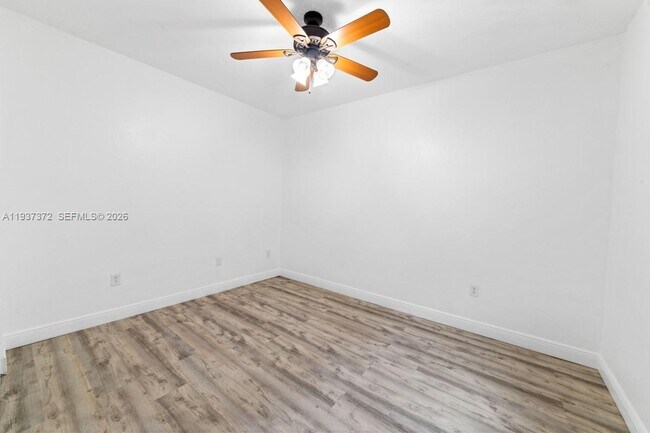 Building Photo - 1228 SW 147th Ave