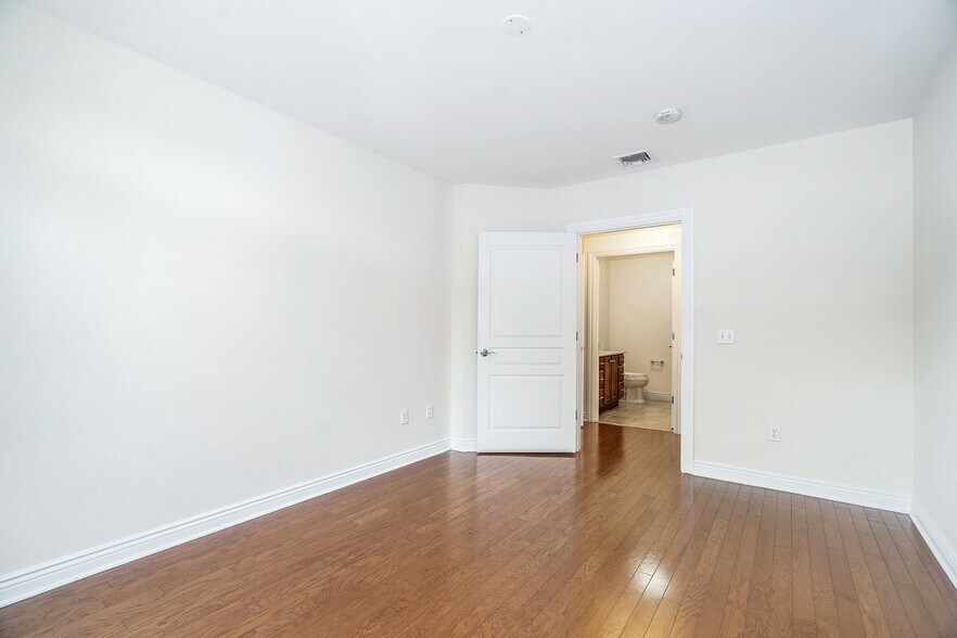 Bedroom 2 - 101 Sheldrake Pl