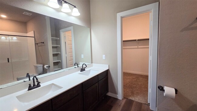 Building Photo - 9720 Grosbeak Ln