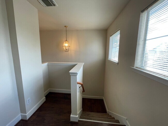 Building Photo - 11928 Prior Park Dr