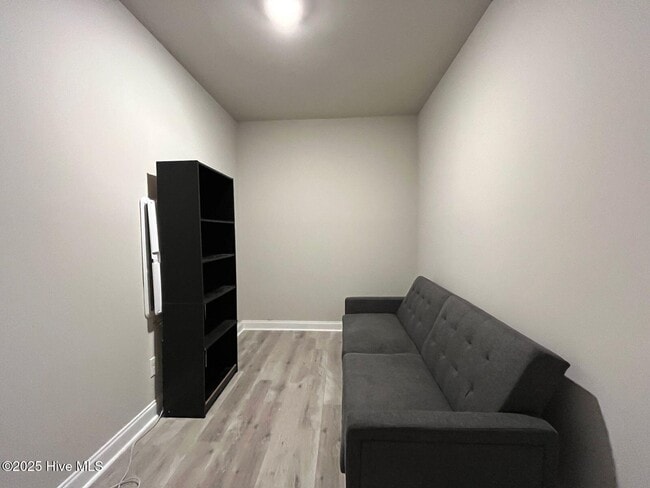 Building Photo - 60 Brownstone Ln