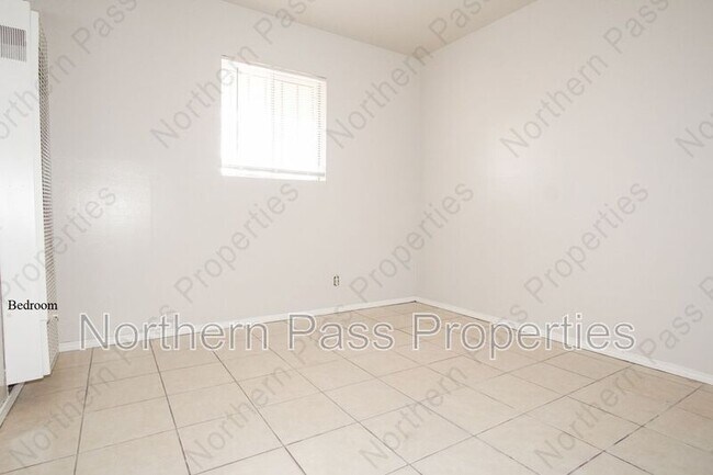 Building Photo - 4031 Thomason Ave